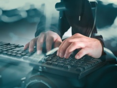 Fałszywe strony w sieci, tworzone dla zysku, udają wiarygodne źródło informacji