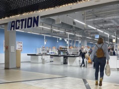 Powiększenie ust za 5 zł? Nowy produkt z Action ma szansę stać się ulubieńcem Polek