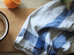 Nie rozwieszaj ścierek w całej kuchni. Prosty trik. Będzie pięknie i bez przykrych zapachów