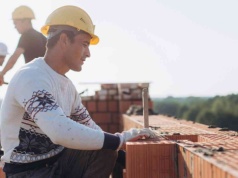 Nie musisz kochać swojej pracy. Klucz do satysfakcji jest gdzie indziej