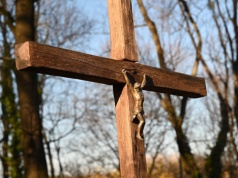 Abp Budzik: Chrystus cierpi w swoich braciach i siostrach prześladowanych, porywanych, zabijanych