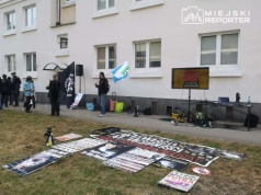 Protest w sobotę o 6 rano obudził Muranów. Mieszkańcy skarżą się na hałas przy Dzielnej