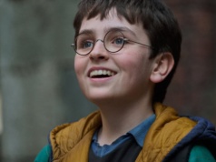 Harry Potter wraca i bije rekordy… ale niektórzy fani są wściekli. Co poszło nie tak?