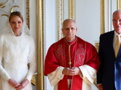 Księżna Charlene cała w bieli na spotkaniu z papieżem Leonem XIV. Jej kreacja nie była przypadkowa