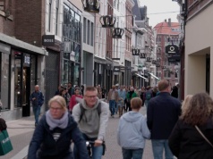 Wielu imigrantów w Holandii nie rejestruje się w urzędach i mają problemy