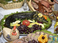 Regionalne smaki i rękodzieło – Wielkanocna wystawa w Starostwie Powiatowym w Sieradzu