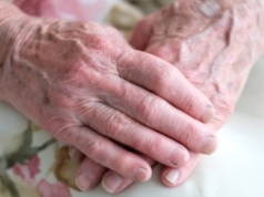 "Opiekowałam się nią latami. To, co usłyszałam na końcu, zostanie ze mną na zawsze"