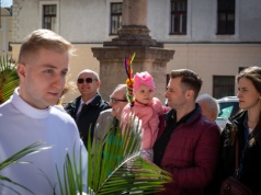 Hosanna Synowi Dawidowemu. Niedziela Palmowa rozpoczyna Wielki Tydzień