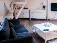 Wynajmują mieszkania turystom. Nie ma Netfliksa? Oceny lecą w dół. "Obsmarowali mnie w sieci"