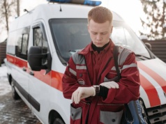 Przedszkola każą rodzicom podpisywać zgodę na wezwanie karetki. Co się stanie, gdy jej nie podpiszesz?