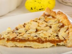 Kruchy mazurek napakowany bakaliami. Będzie ozdobą świątecznego stołu