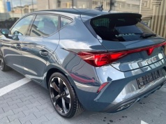 Cupra Leon za pieniądze jak u „chińczyków”. Ma dobre wyposażenie, ale nie ma automatu. Dla wielu to akurat plus