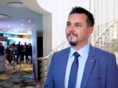 Sektor energetyczny przyspiesza wdrażanie rozwiązań AI. Bez odpowiedniego zarządzania zwiększa to podatność infrastruktury krytycznej na ataki