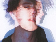 „Pulverkopf” w warszawskim Nowym Teatrze. Katarzyna Kalwat ponownie o poszukiwaniu tożsamości