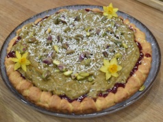 Pistacja króluje również w Wielkanoc! Mazurek pistacjowy z malinową nutą