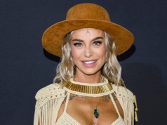 Warsztaty tantry na Zanzibarze. Za 5 tys. złotych Kasia Nast pomaga przepracować... mięsień miłości