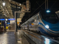 Pociągi między największymi miastami pojadą z prędkością ponad 300 km/h