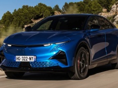Elektryczny SUV Alpine A390 został wyceniony w Polsce. Na razie można zamawiać tylko podstawową wersję