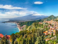 Taormina czeka – 3 noce na Sycylii ze śniadaniami ☀️🍊 Loty i hotel z widokiem na morze za 1069 PLN 😎