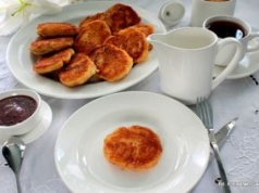 Zapomniany przysmak z Małopolski. Wyglądają jak racuchy, smakują jak sernik