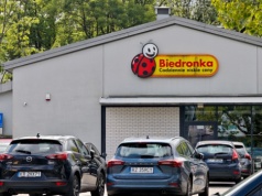 Biedronka rzuciła za 99 groszy. Tylko 3 i 4 kwietnia. "Po 3 szt. na osobę"