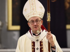 Abp Galbas: kiedy zrozumiemy, że Eucharystia nas ocala, będziemy chcieli w niej uczestniczyć