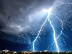 Sensacyjne prognozy pogody są bardzo groźne. Naukowiec ostrzega