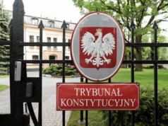 Koalicja rozważa alternatywne ślubowanie czterech sędziów TK