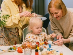 Dekoracje wielkanocne na ostatnią chwilę. Te patenty warto znać, kosztują grosze