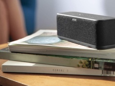 Ten głośnik to absolutny hit! Wodoodporny Anker Soundcore Boost z potężnym brzmieniem, którego musisz posłuchać