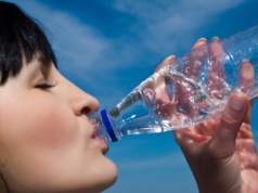 Wątroba nie ma żadnych szans. Zaburza pracę hormonów, uderza w zdrowe komórki