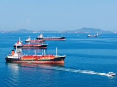 Miejsc jak Cieśnina Ormuz jest więcej. „Ten kryzys to jasny sygnał”