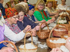 Wielkanoc w Krakowie dawniej – kraszanki, wielkie kosze święconki i zapomniane tradycje (nasz wywiad)
