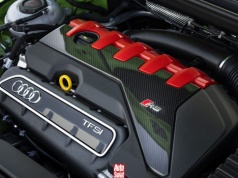 Audi musi się pożegnać z legendarnym silnikiem. Przez normy emisji spalin i elektromobilność