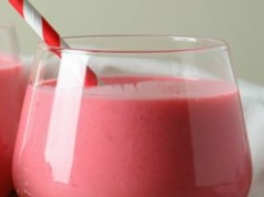 Niepozorny i zdrowy napój ułatwia zasypianie. Wypij wieczorem, a nie będziesz się wybudzać