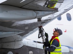 4 włoskie lotniska wprowadzają limity tankowania samolotów z powodu braku paliwa. Będą odwołane loty?