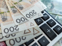Wyższy próg podatkowy ponad 120 tys. zł i nowa kwota wolna od podatku nie w tym roku