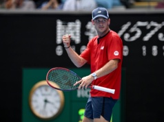 Amerykański półfinał zakończony tie breakiem. Syn piłkarskiej legendy zagra o tytuł