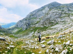 Jedź, póki nie ma tłumów. Kiedyś niedostępne, dzisiaj przyciągają. Polacy wciąż je omijają