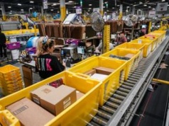 Amerykanie zapłacą więcej. Amazon podnosi ceny przez wojnę