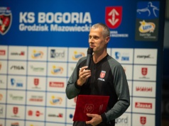 Przed mistrzostwami świata Polacy będą trenować późnym wieczorem