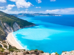 Kefalinia z na rozpoczęcie sezonu 🏖️🌞 Loty z dużym bagażem + 4* hotel ze śniadaniami 🍴☕