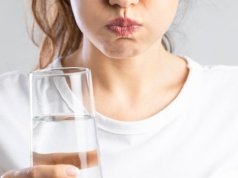 Przełom w stomatologii. Sztuczna ślina chroni zęby przed próchnicą