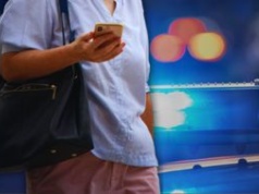 Dzwonili, "ostrzegali", podawali "szczegóły". Aż w końcu przelała pieniądze