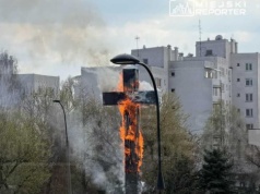 Szokujące reakcja radnej KO na pożar krzyża. Internauci oburzeni