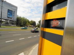 Zdjęcie z fotoradaru. Nielegalna kara za niewskazanie kierowcy? Tak reagują sądy