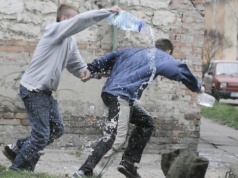 Śmigus-dyngus. Dlaczego obchodzimy lany poniedziałek?