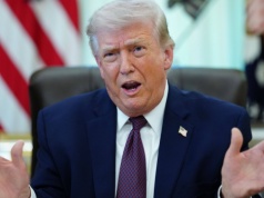 Donald Trump coraz bardziej przypomina swojego poprzednika. "Kiedyś się od niego odcinał"