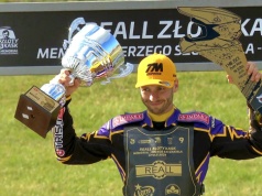 Żużel: Kacper Woryna triumfatorem Złotego Kasku!