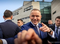 Nawrocki przyjął ślubowanie od dwojga sędziów Trybunału Konstytucyjnego. Co z pozostałymi?